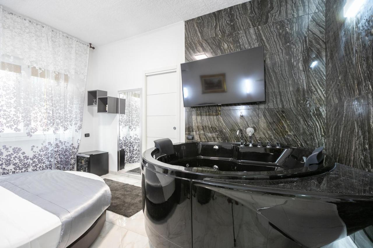 Gregorio VII Luxury Suites San Damaso Рим Екстер'єр фото