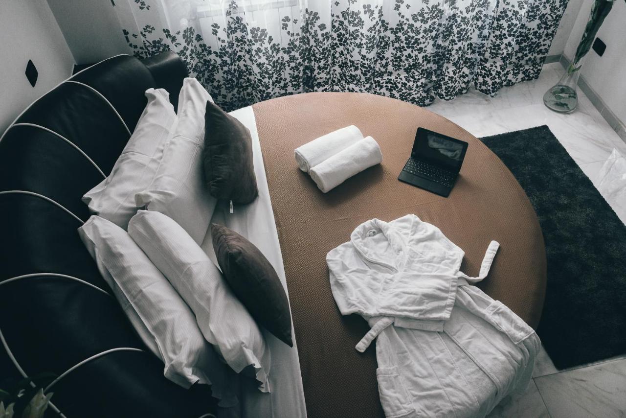 Gregorio VII Luxury Suites San Damaso Рим Екстер'єр фото