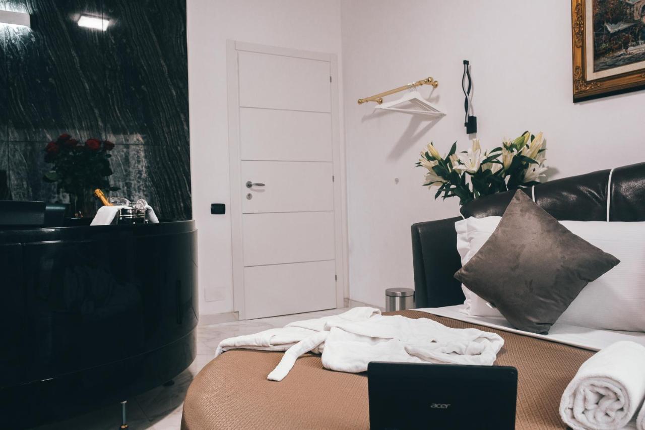 Gregorio VII Luxury Suites San Damaso Рим Екстер'єр фото